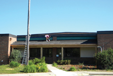 Vacant school becames city hall