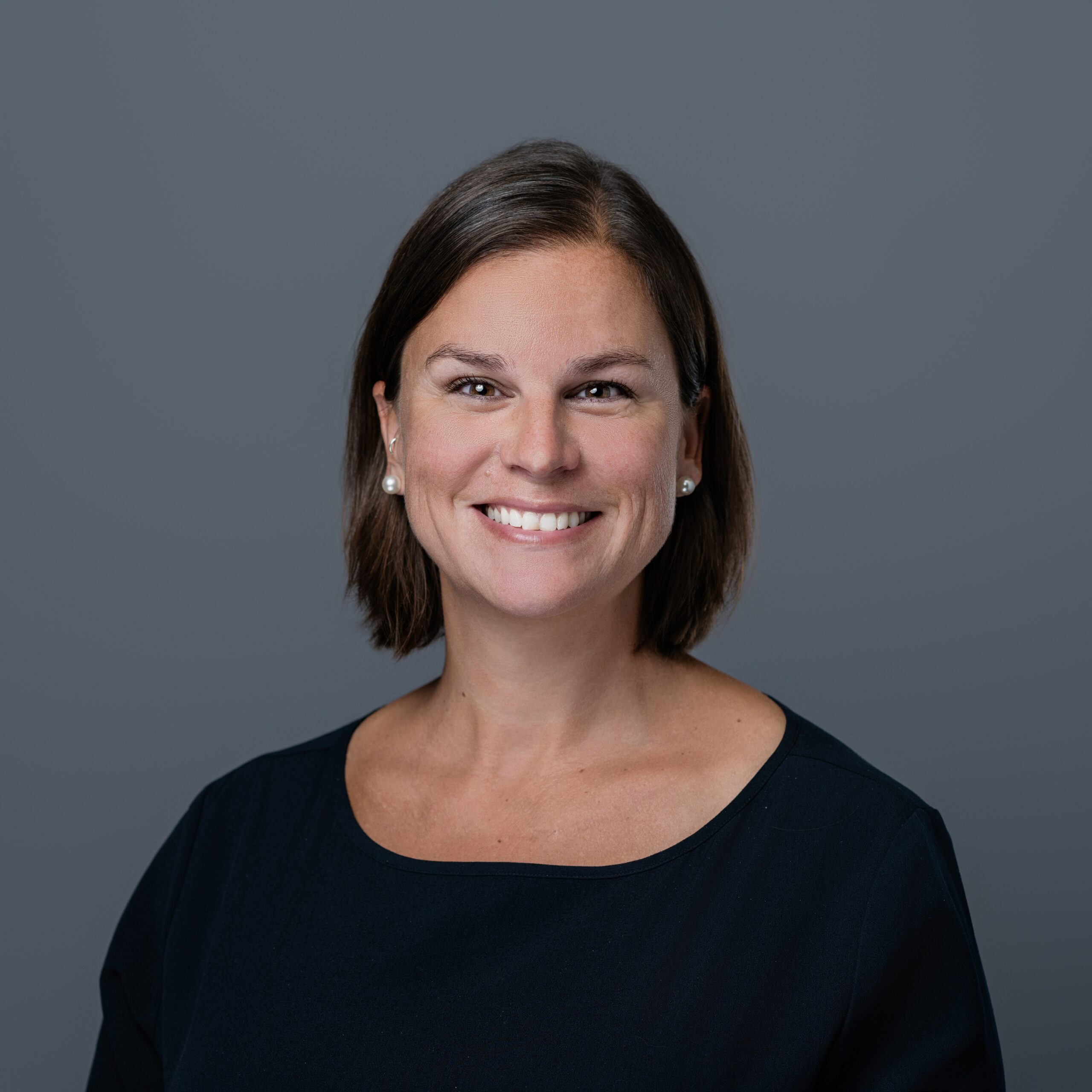 Headshot of Richelle Jimenez.